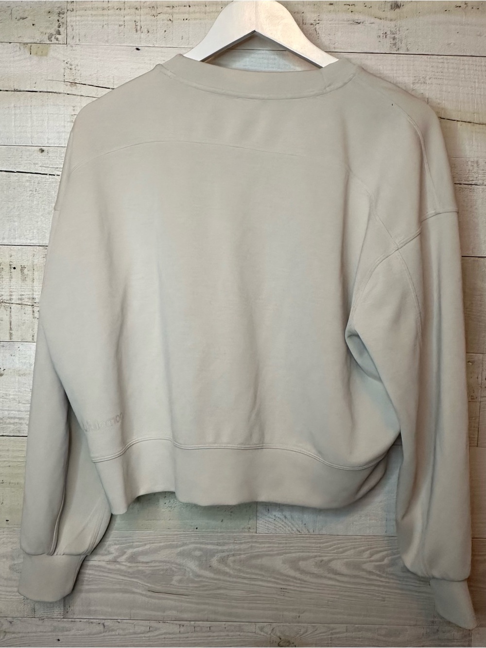 Lululemon Softstreme Perfectly Oversized Cropped Crew Mojave Tan size 6 - Picture 10 of 15